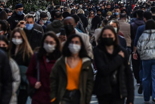 ВОЗ вновь призвала носить маски из-за распространения коронавируса