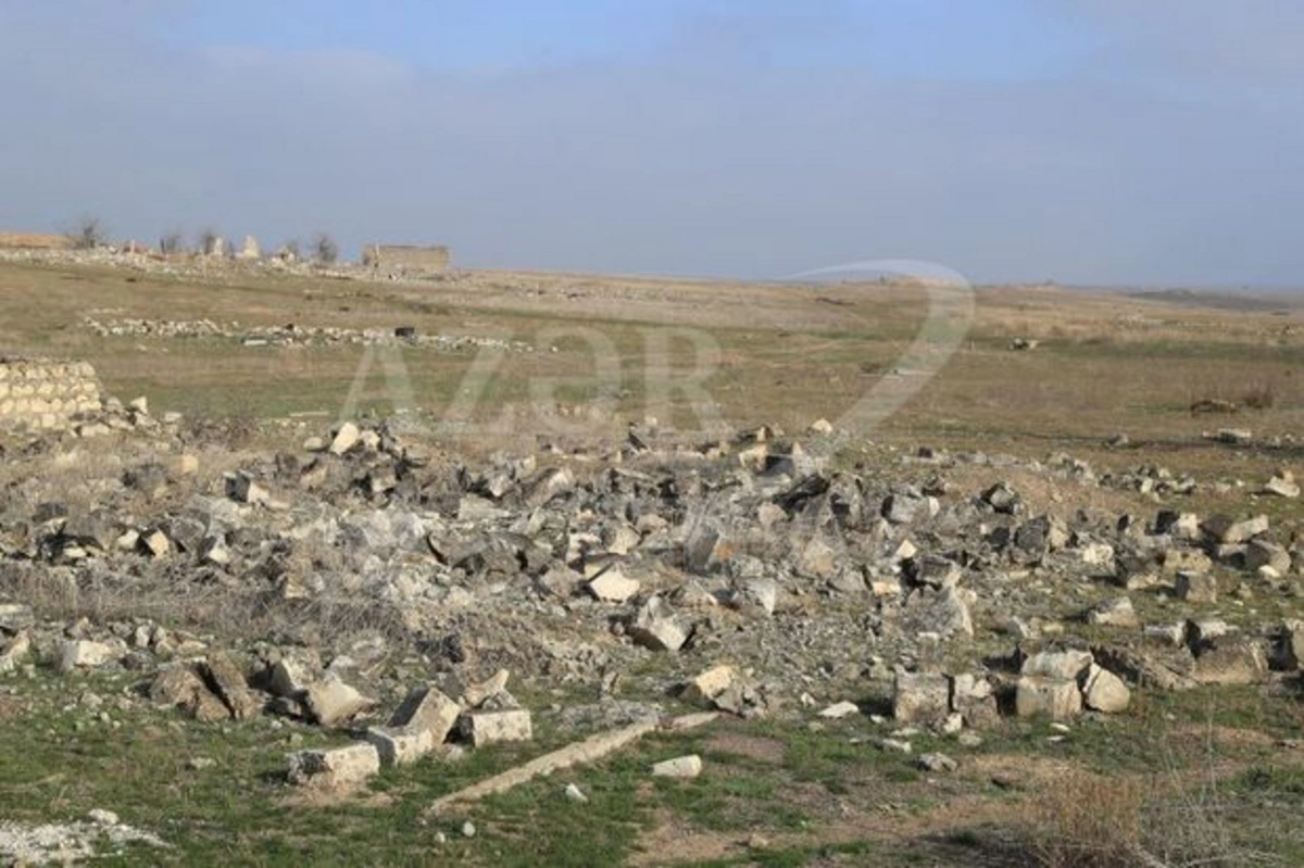 Разрушенное армянами село Кенгерли Агдамского района - ФОТО