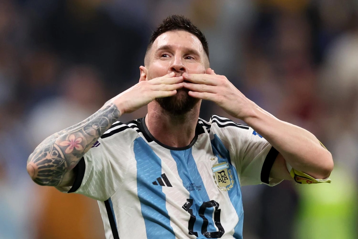 Messi 2022-ci ilin ən yaxşı oyunçusu seçildi