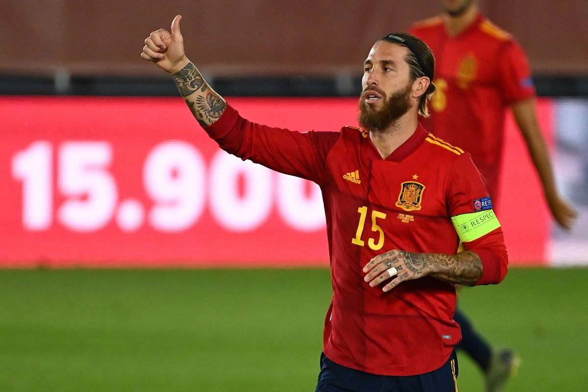 Ramos milli karyerasını başa vurduğunu açıqladı - FOTO