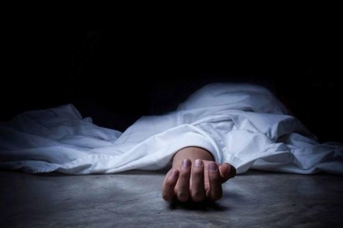 В Баку пожилой мужчина покончил с собой из-за смерти сестры - ВИДЕО