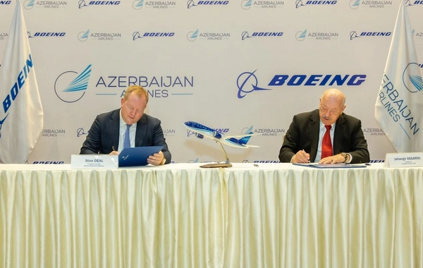 AZAL “Boeing”dən 8 ədəd “787-8 Dreamliner” təyyarəsi alır - FOTO