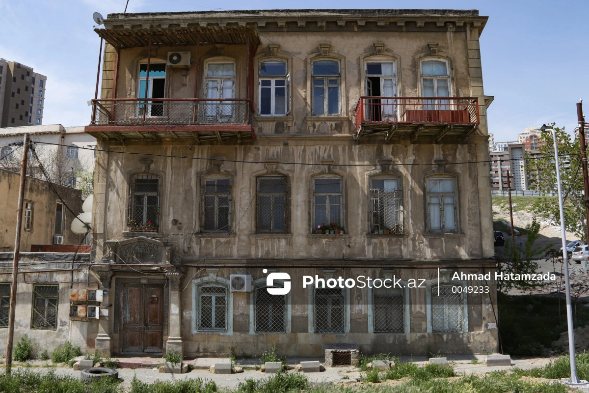 “Sovetski”dən qalan bir parça: Eyvanlar dağılmaq ərəfəsində, sakinlər köçmək arzusunda - REPORTAJ + FOTO