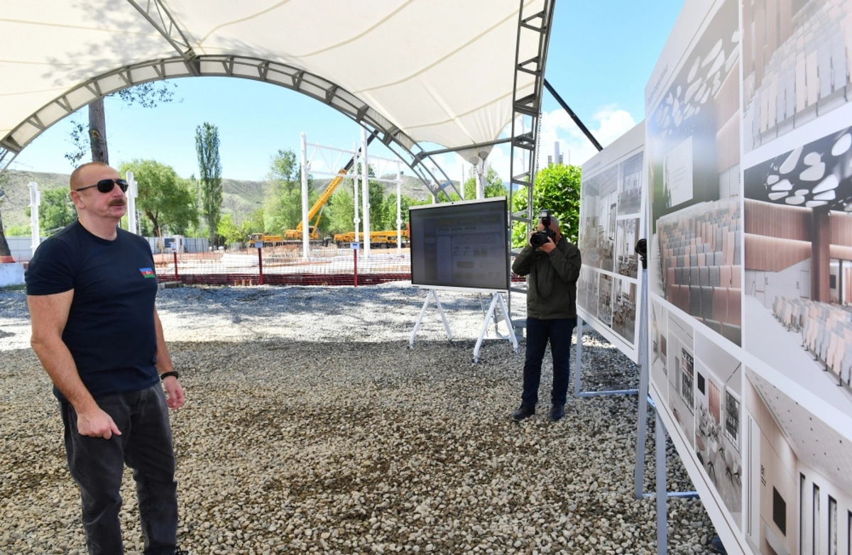 İlham Əliyev Zəngilan Konqres Mərkəzinin tikintisi ilə tanış olub – FOTO