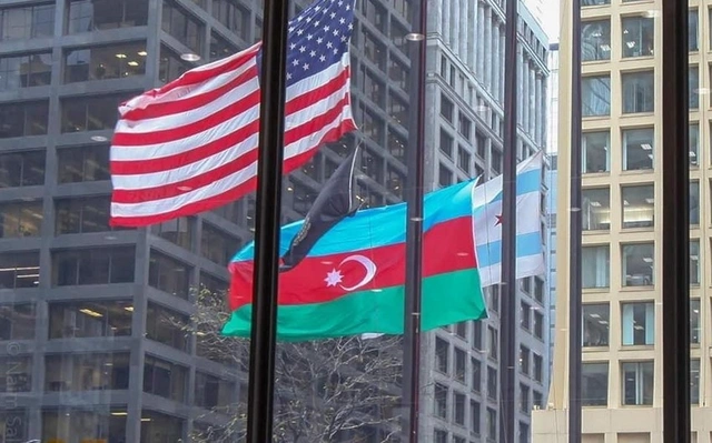 Çikaqoda Azərbaycan bayrağı ucaldıldı