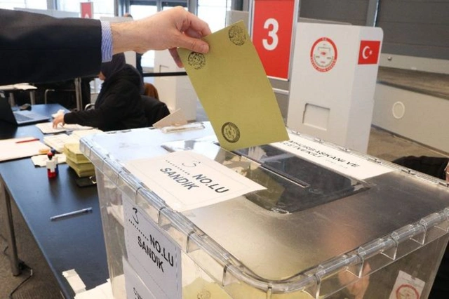 В Азербайджане началось голосование граждан Турции - ОБНОВЛЕНО + ВИДЕО