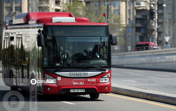 Bakıda bir marşrut üzrə avtobuslarda gediş haqqı “BakıKart”a keçib