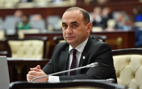 Депутат призвал заблокировать "социальные платформы, избравшие путь ругательств и оскорблений"