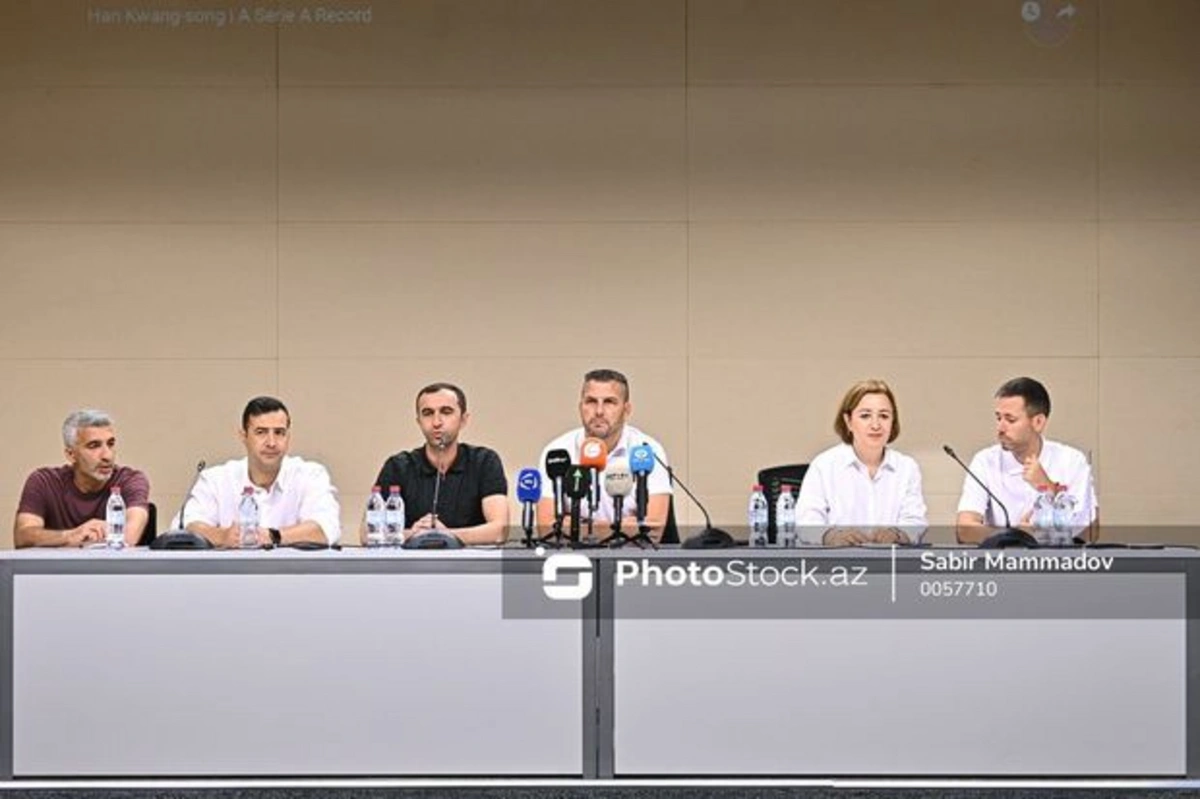 Юные азербайджанские футболисты пройдут подготовку в Барселоне - ФОТО/ВИДЕО  - Oxu.az