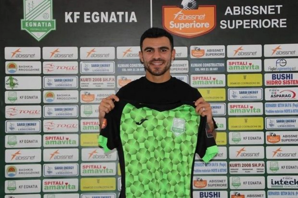 Азербайджанский футболист заявлен на матчи с "Араратом"