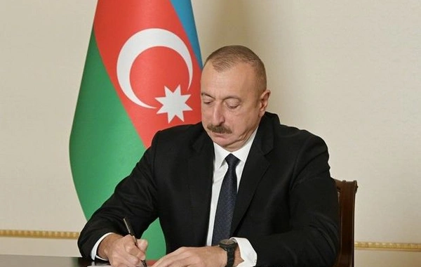 Президент Ильхам Алиев подписал некролог в связи с кончиной Мадара Мусаева