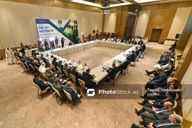 В Баку проходит заседание Совета директоров Исламской торгово-промышленной и сельскохозяйственной палаты