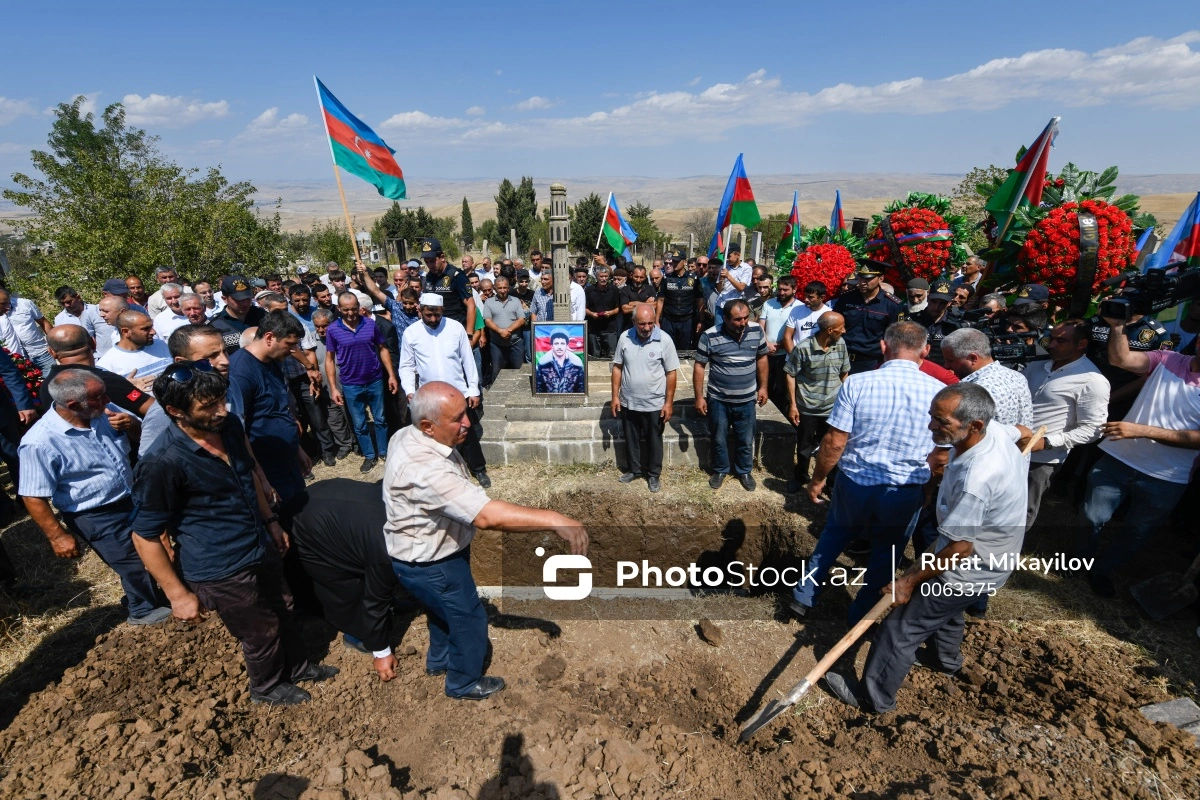 Birinci Qarabağ müharibəsində itkin düşmüş Baba Mikayılov dəfn edildi - FOTO/VİDEO