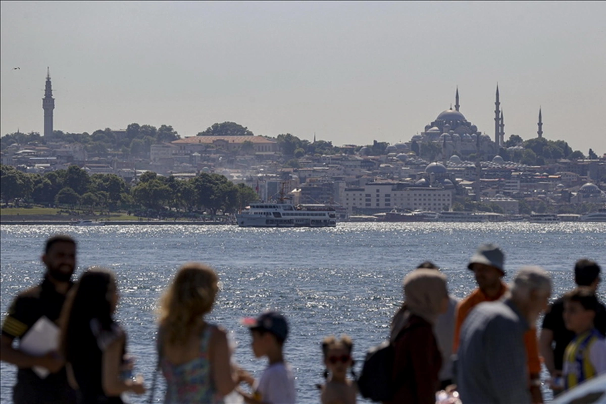 İstanbul turist sayına görə son 10 ilin rekordunu qırıb