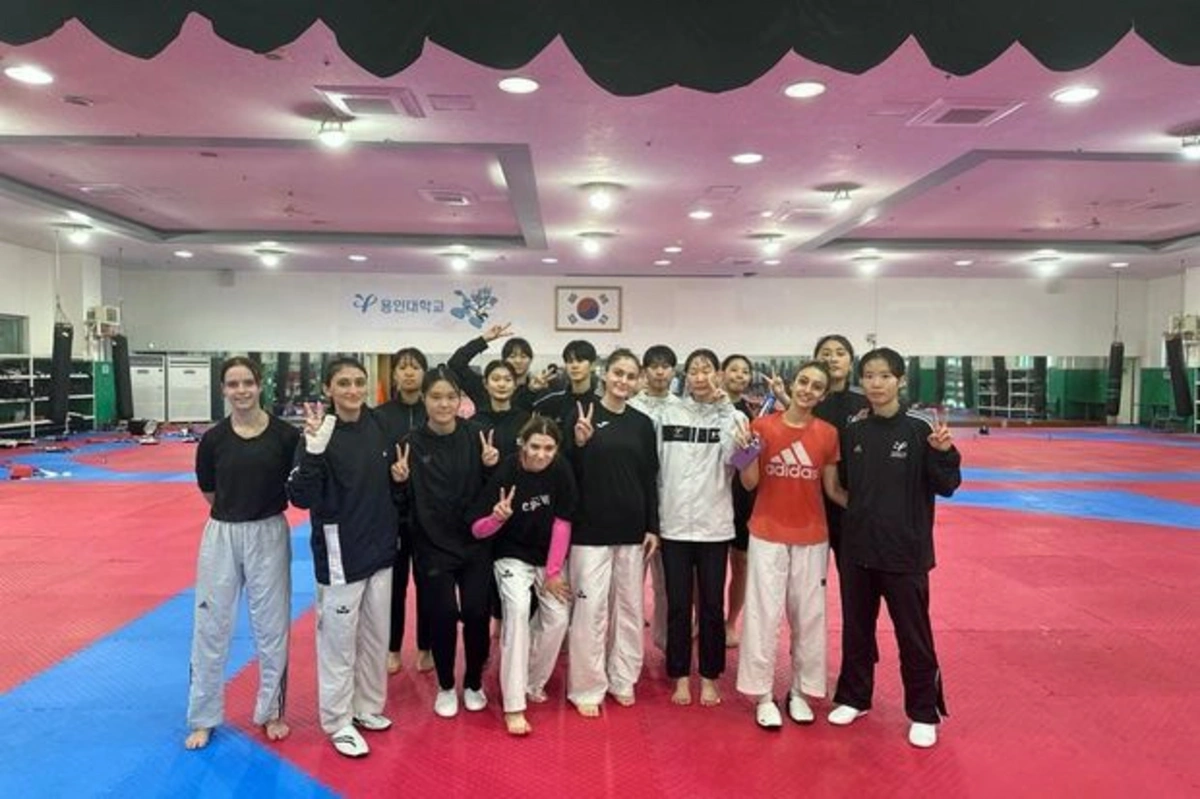 Азербайджанские таэквондистки проходят подготовку в Южной Корее - ФОТО