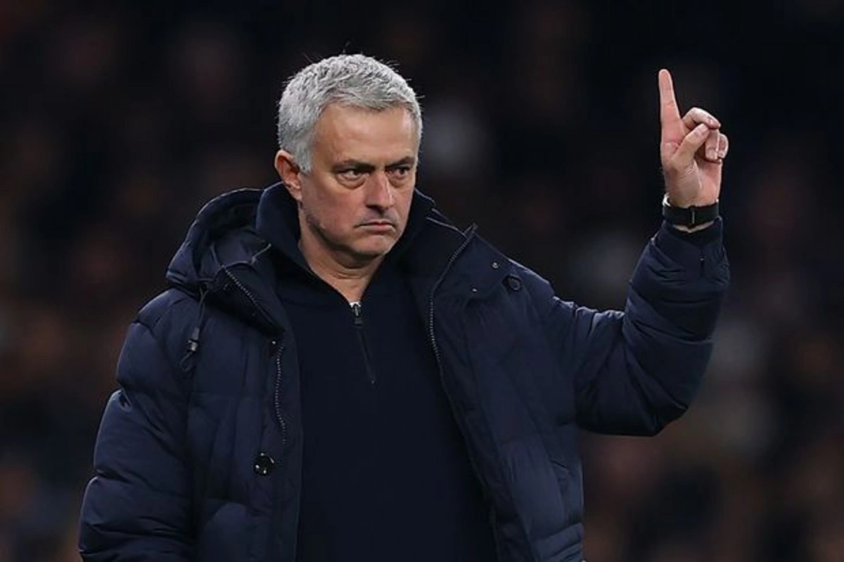 Mourinyo: “Səudiyyə Ərəbistanında işləyəcəyimə inanıram”