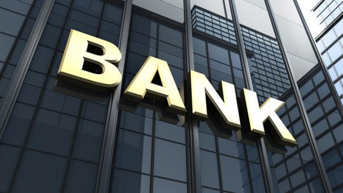 Daha bir bank bağlandı - VİDEO