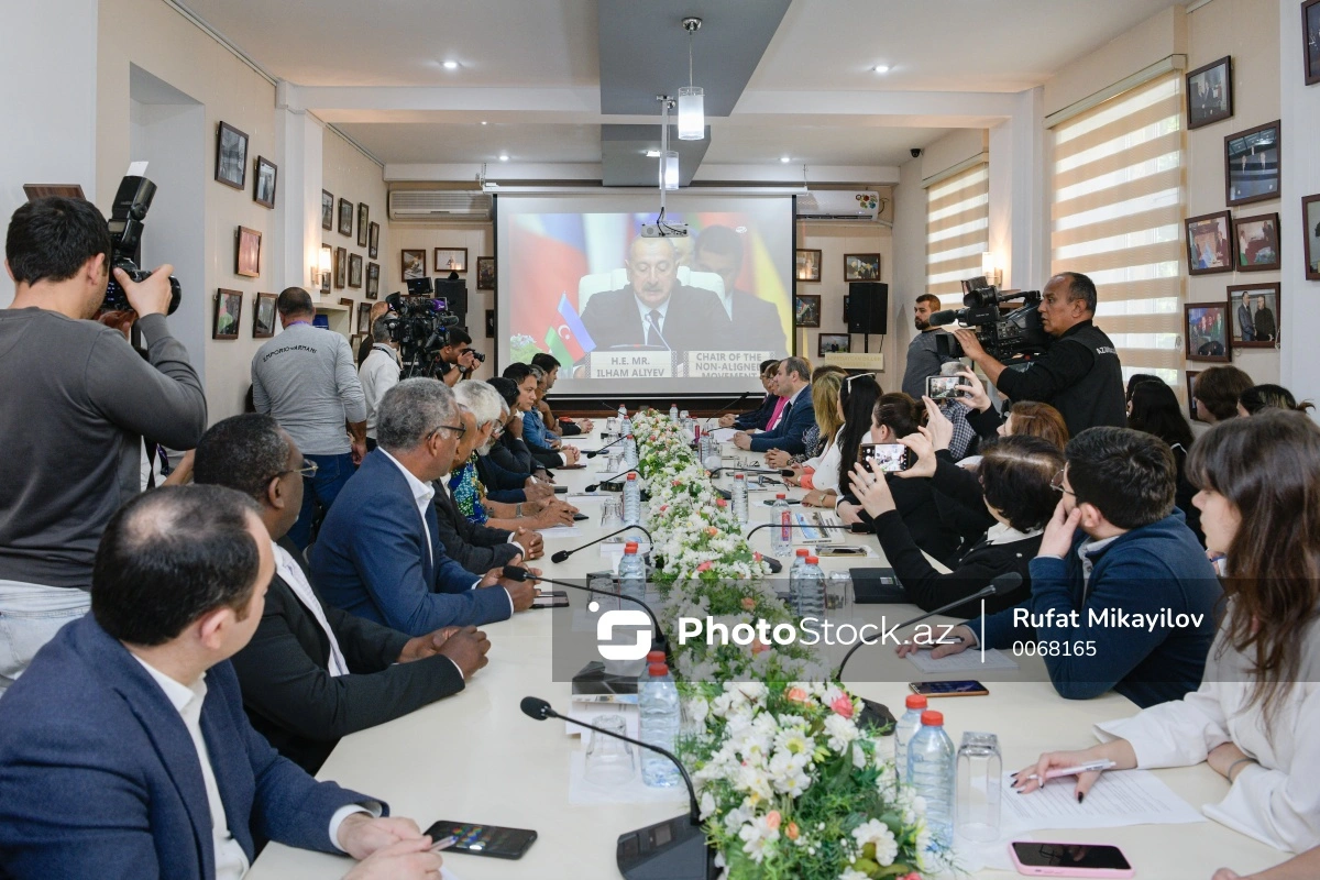 “Neokolonializm və ədalətsizlik: iki dünyəvi təhlükəli tendensiya” mövzusunda tədbir keçirilib - FOTO