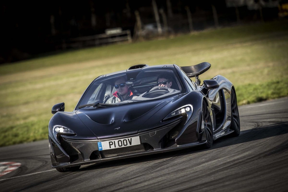 Уникальный McLaren P1 Дженсона Баттона выставлен на продажу - ВИДЕО