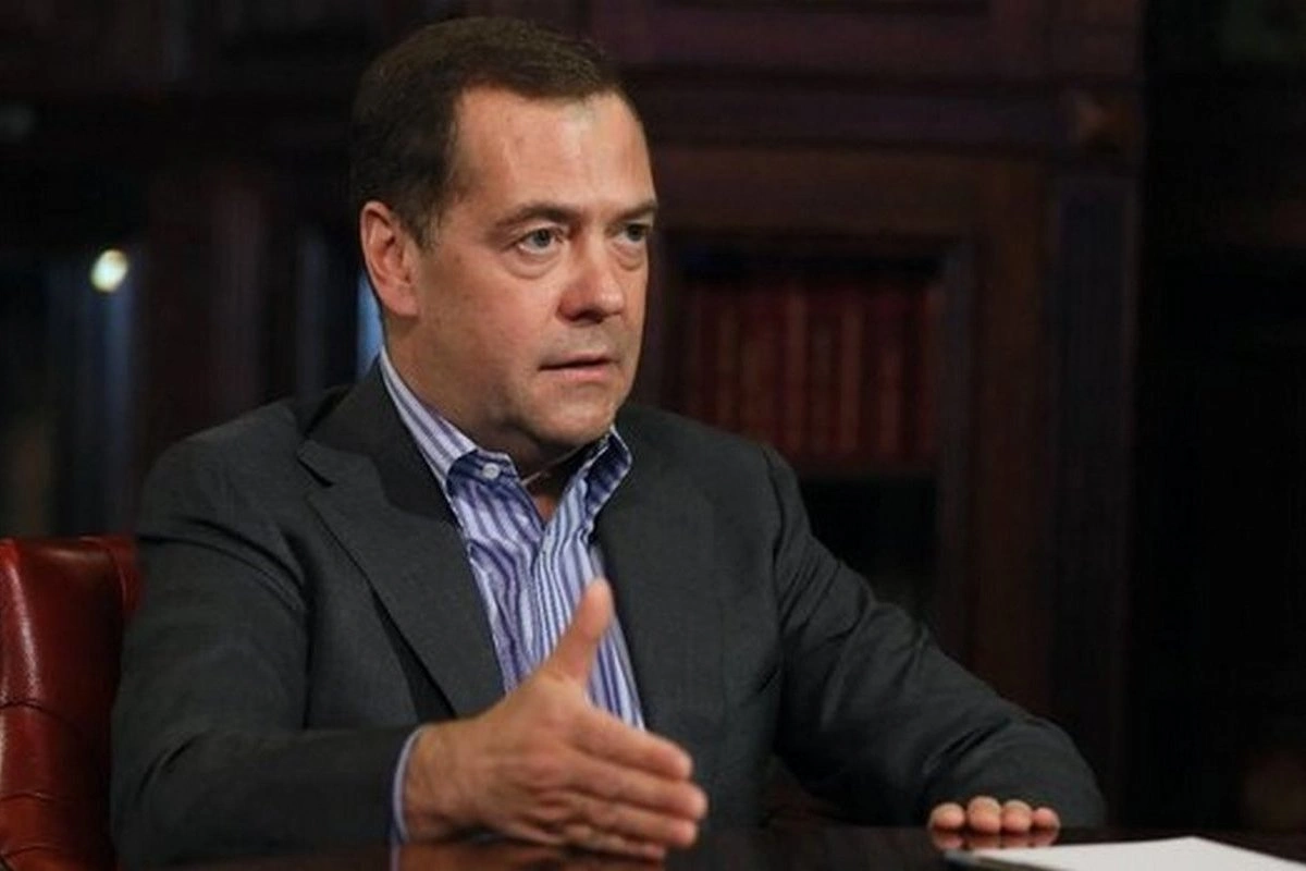 Medvedev: “Aİ hətta Avropanın özündə də müstəqil fəaliyyət göstərə bilmir”