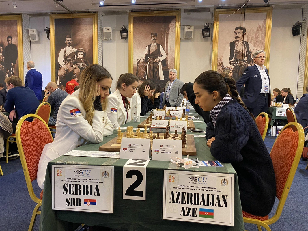 Qadın şahmatçılarımız Avropa çempionatını gümüş medalla başa vurdular - FOTO