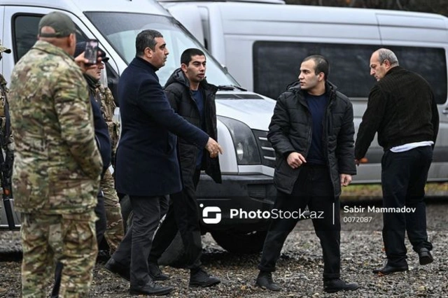 Между Азербайджаном и Арменией состоялся обмен задержанными военнослужащими - ФОТО/ВИДЕО