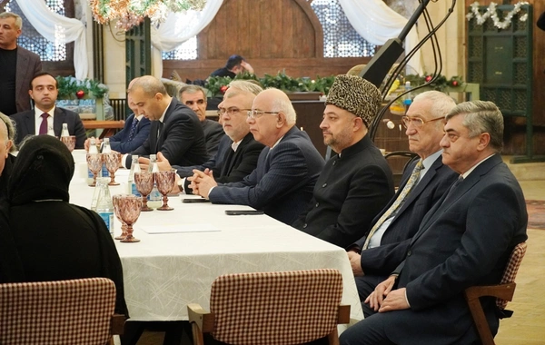 İçərişəhərdə “Ulu öndər və milli-mənəvi dəyərlərimiz” mövzusunda konfrans keçirilib - FOTO