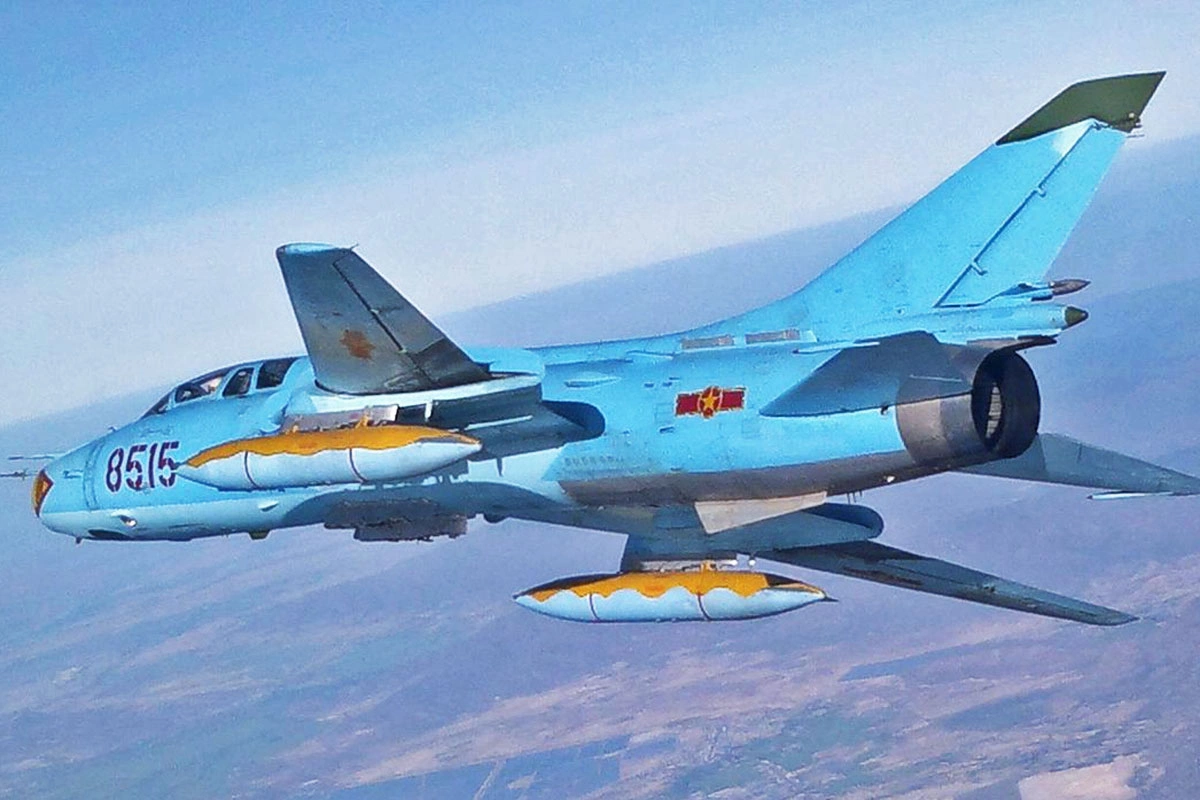 Vyetnamda “Su-22” qırıcısı qəzaya uğrayıb