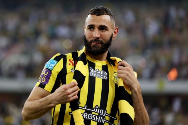 Benzema Fransanın daxili işlər nazirini məhkəməyə verib