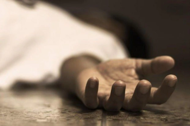 В Сураханском районе мужчина найден мёртвым в запертой квартире