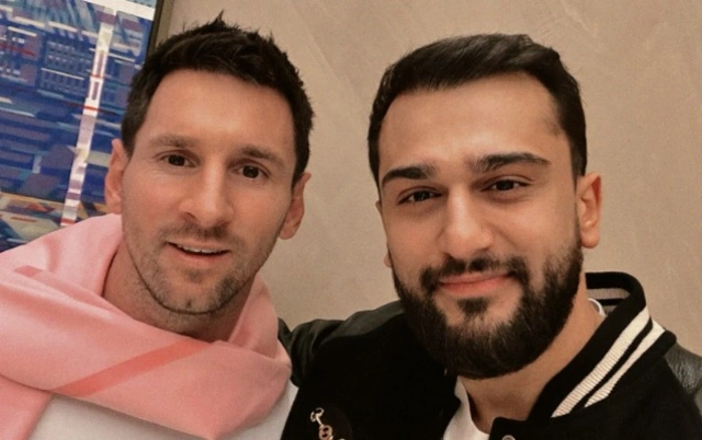 Azərbaycanlı müğənni Messi ilə bir arada - FOTO