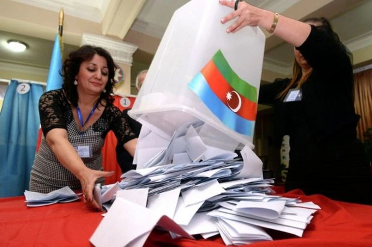 Российское издание подготовило материал о президентских выборах в Азербайджане - ФОТО