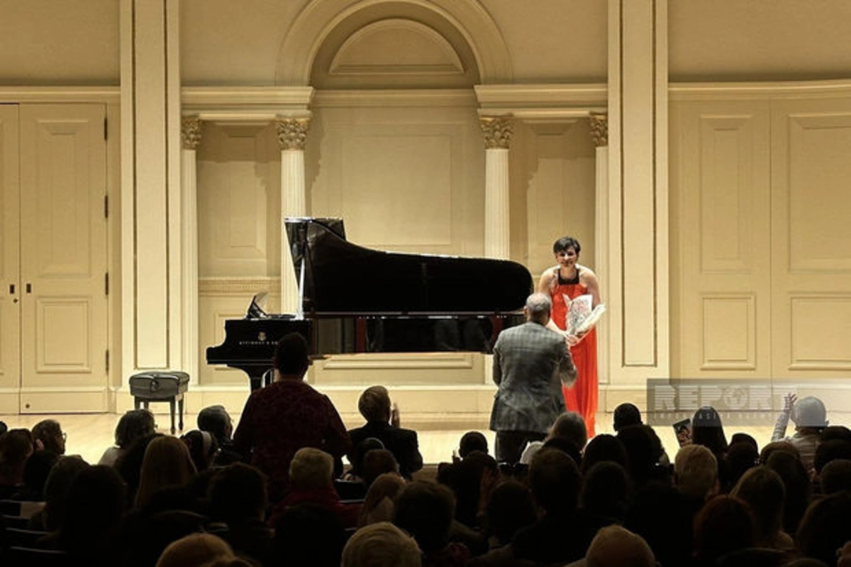 В Carnegie Hall прозвучала азербайджанская музыка - ФОТО