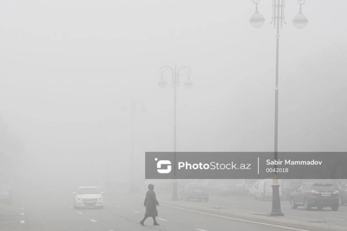 В Баку наблюдается повышенная концентрация пыли в воздухе