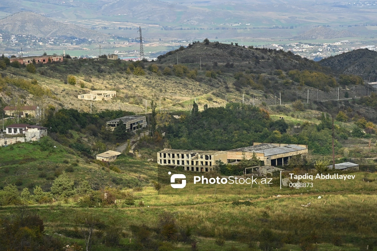 Laçın və Kəlbəcərdə üç yaşayış məntəqəsinin tikintisinə başlanılır