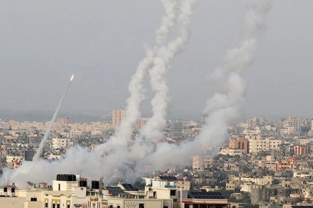 Армия Израиля сообщила об ударах по военным объектам "Хезболла" в Ливане