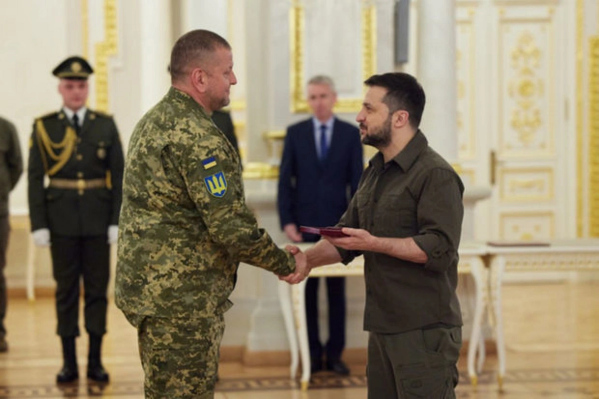 Zelenski Zalujnını niyə istefaya göndərdiyini açıqladı