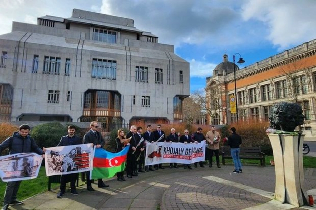 В Лондоне почтили память жертв Ходжалинского геноцида - ФОТО