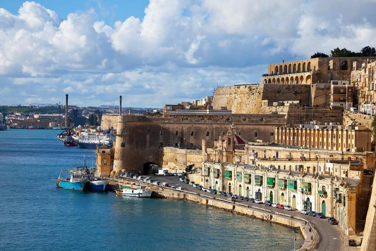 На Мальте кандидатом в местные советы стал 15-летний подросток - ФОТО