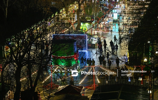 “Torpaq əlimdə, bahar ürəyimdə” xeyriyyə yarmarkasından FOTOREPORTAJ