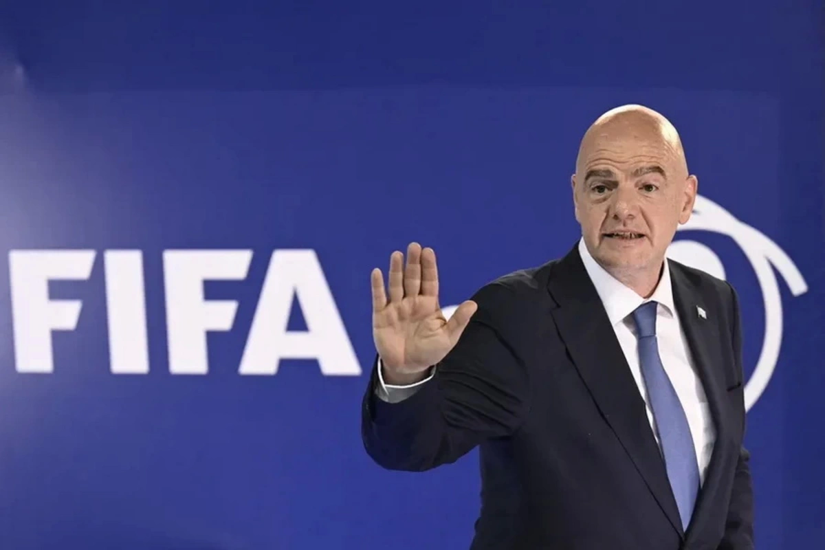 FIFA prezidenti futbolda yeni cəzaya qarşı çıxdı: “Əsla olmaz!”