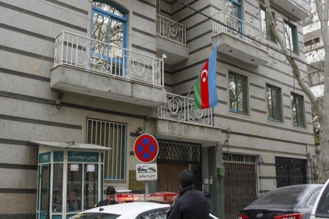 Иранский министр: Достигнута договоренность о скором возвращении азербайджанских дипломатов в Иран