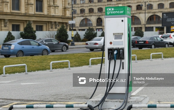 Azərbaycanda elektrik mühərrikli nəqliyyat vasitələrindən istifadənin təşviqi ilə bağlı SƏRƏNCAM