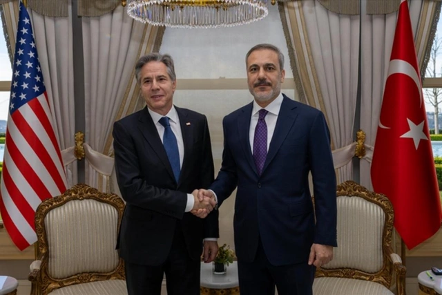 США и Турция обязались работать над продвижением прочного мира между Баку и Ереваном