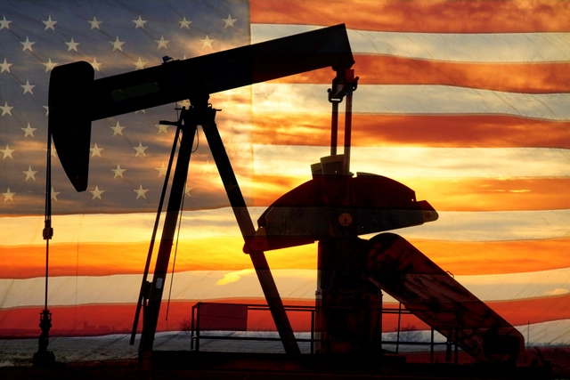 США добывают нефти больше, чем любая другая страна за всю историю