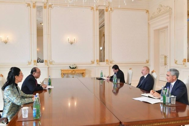 Ильхам Алиев принял спецпредставителя правительства Китая по европейским вопросам - ОБНОВЛЕНО + ФОТО/ВИДЕО