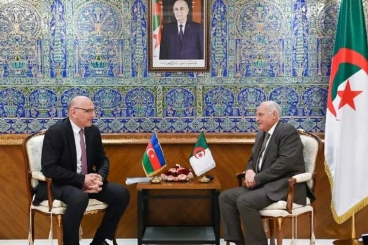 Состоялся обмен мнениями о необходимых шагах для дальнейшего углубления связей между Азербайджаном и Алжиром