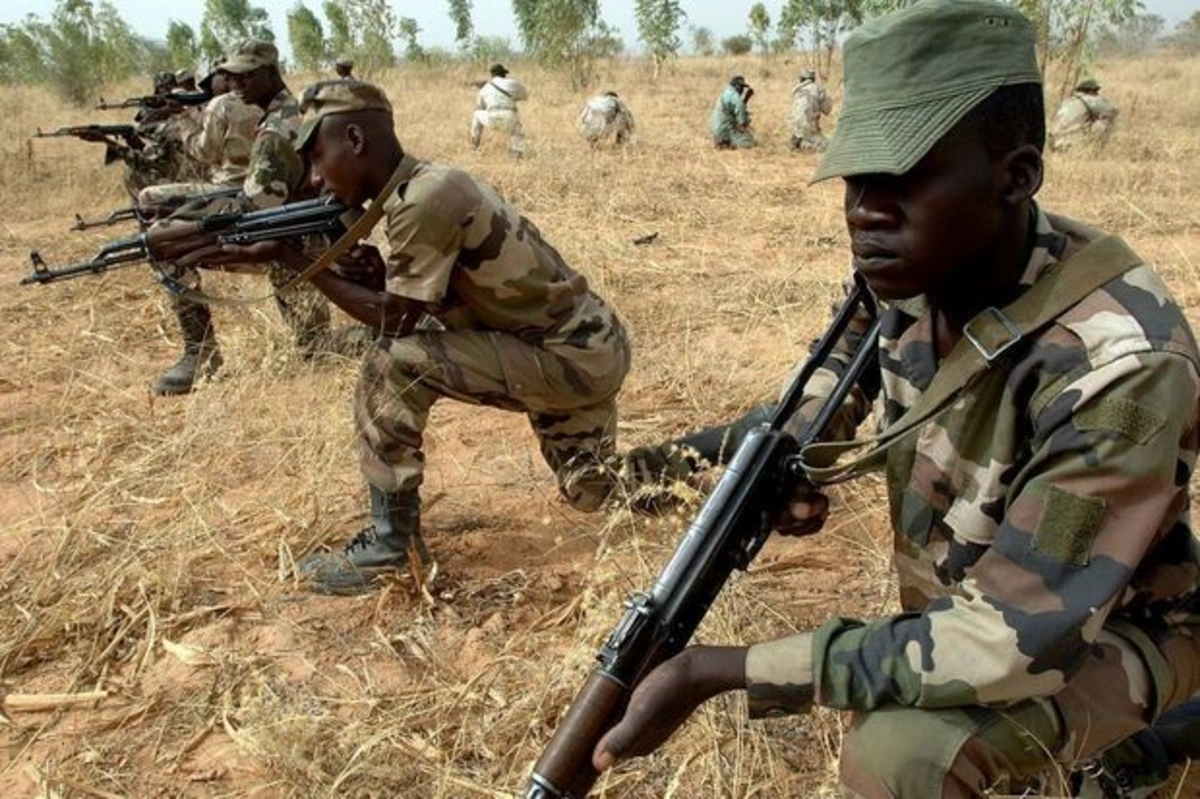 В Нигере совершено вооруженное нападение на воинскую часть: много погибших и раненых