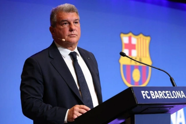 Президент "Барселоны": Мы получаем сумасшедшие предложения по нашим игрокам