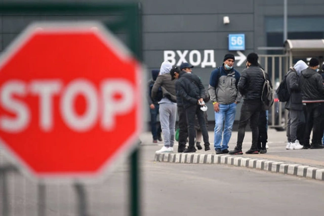 В России предложили сократить срок пребывания мигрантов